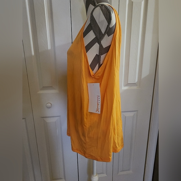 Orange Theory Push Keyhold Tank (XL) - Picture 4 of 7